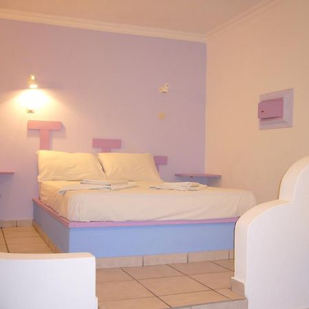 Aparthotel San Efrem Perissa  Esterno foto