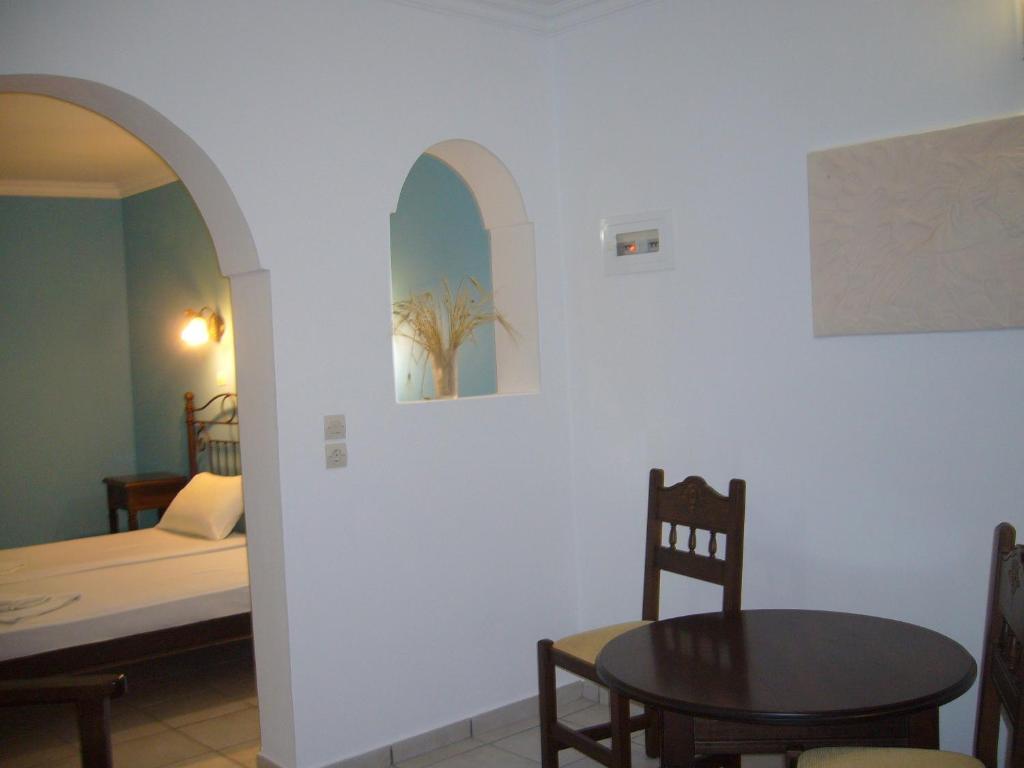 Aparthotel San Efrem Perissa  Camera foto